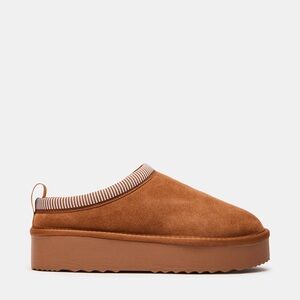 Steve Madden Tan Suede Platform Slippers